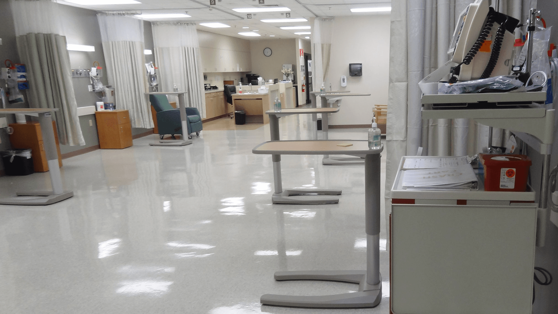Recovery bay cleaning