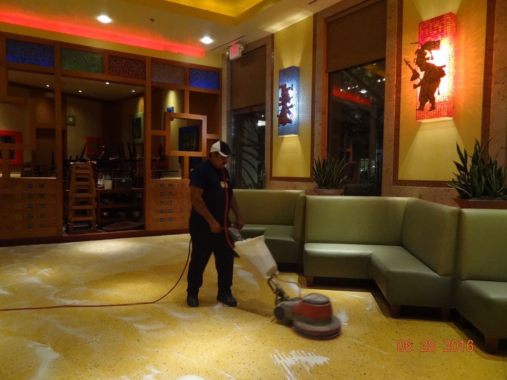 Restaurant Cleaning Services